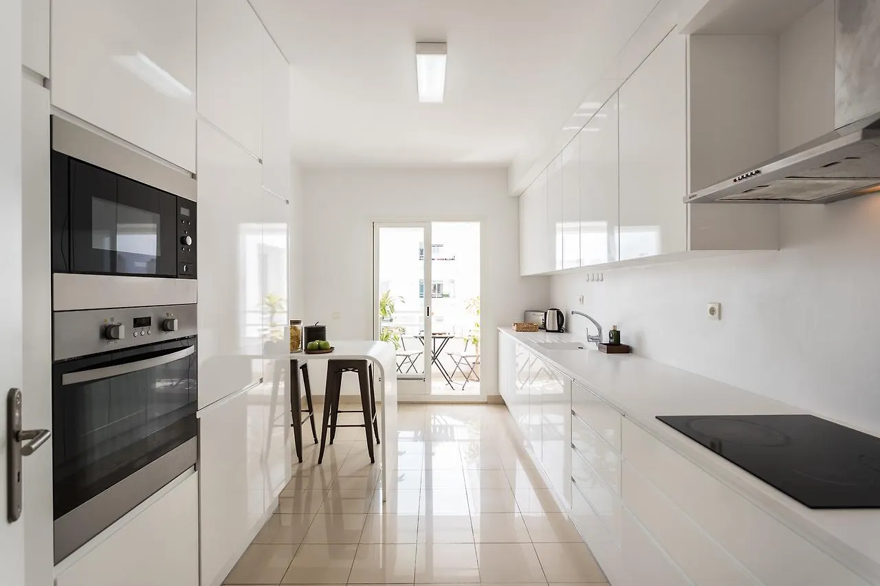 Penthouses By Your Lisbon Home 0*,